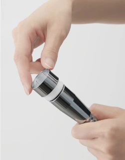 MYTREXがお届けする シャワーヘッド 。最大2億7000万個の泡の洗浄力で毛穴さっぱり 角質洗浄 。取り付け簡単 節水 仕様の シャワーヘッド コロナ禍 のリフレッシュ時間に シルキーバス がおすすめ!